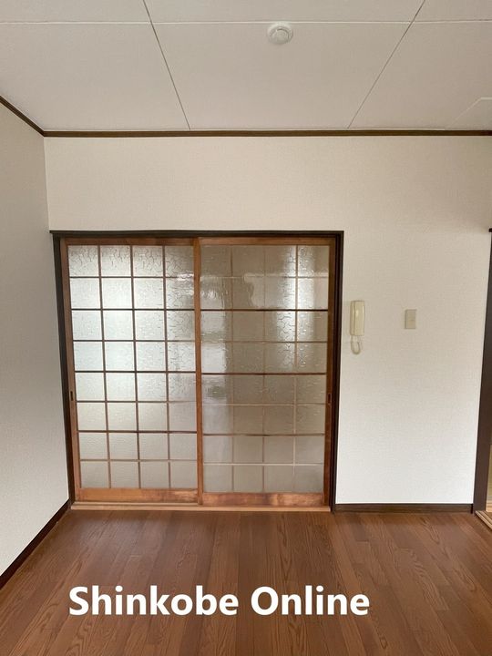 天城ビル101の居間