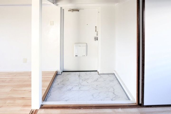 Vellegehouse末石Ⅱ407の玄関