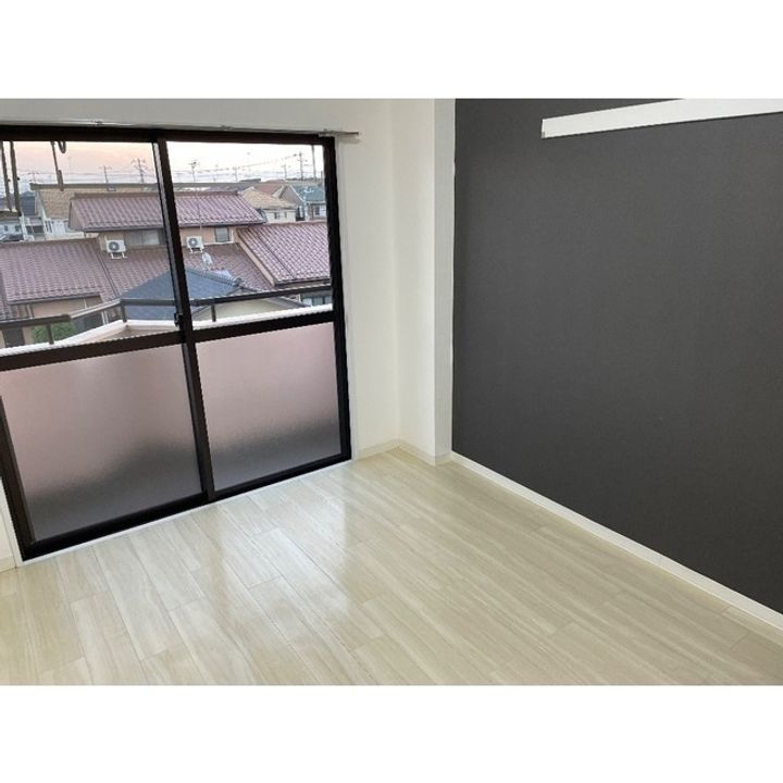 ホワイトピアⅠ305の居間