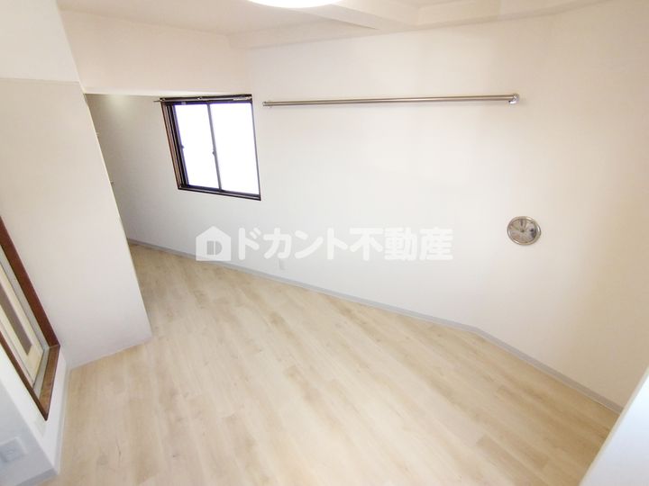 グラン池袋403の居間