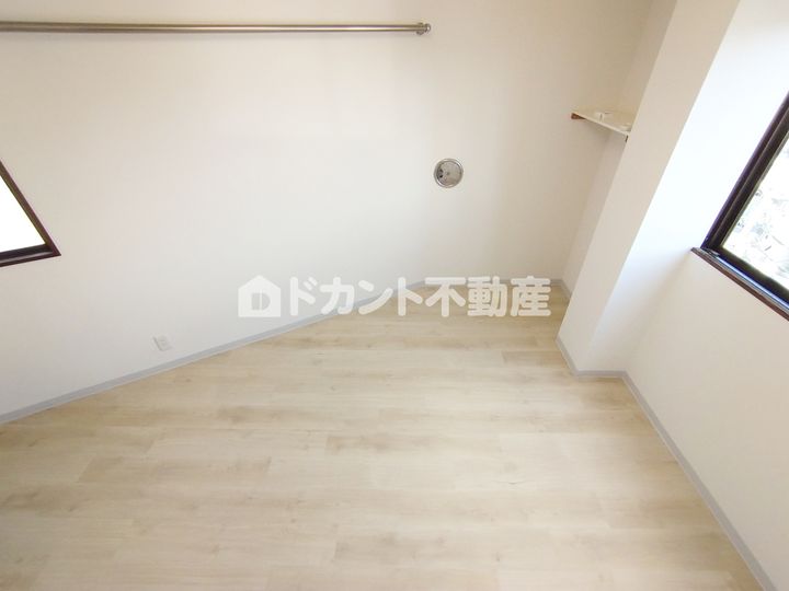 グラン池袋403の居間