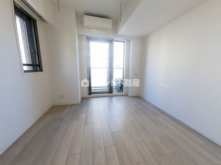 エミリブ池袋204の居間