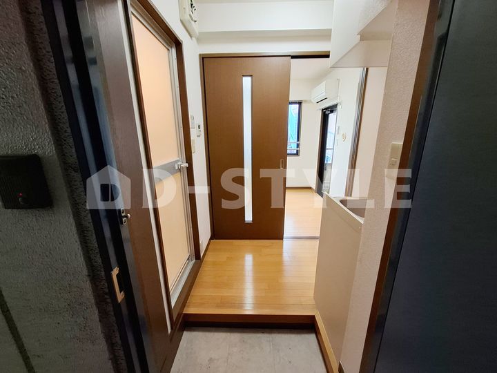 イーストフローラ東長崎102の居間