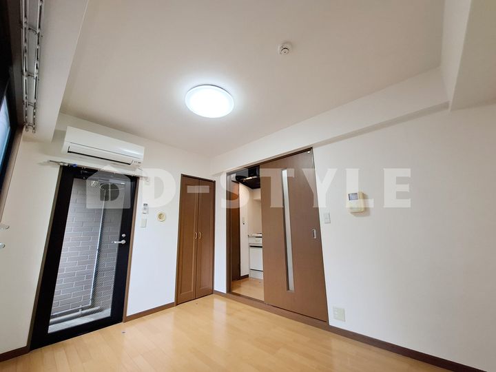 イーストフローラ東長崎102の居間