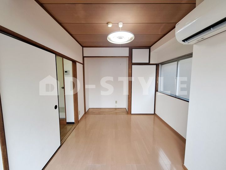 小野マンション303の居間