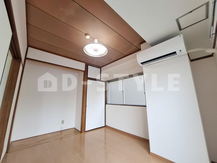 小野マンション303の居間