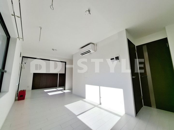 SOLASIA residence南大塚0501の居間