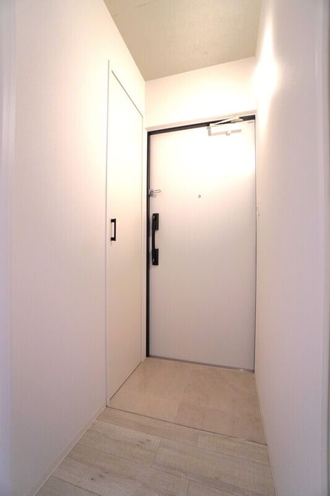 CREATIF西池袋206の玄関