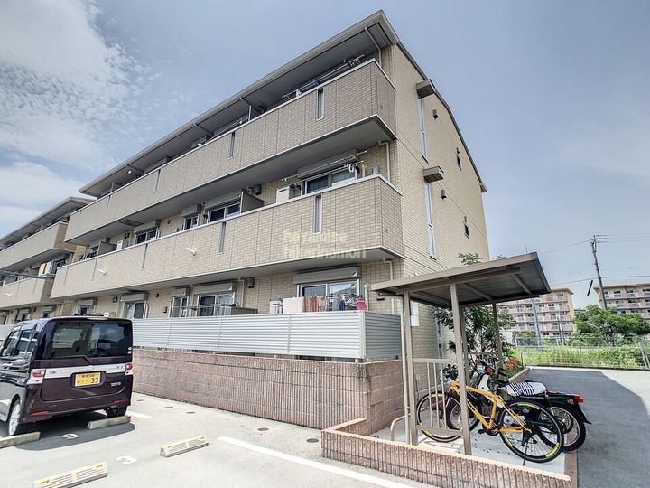 セキュレア須屋 H棟102の外観