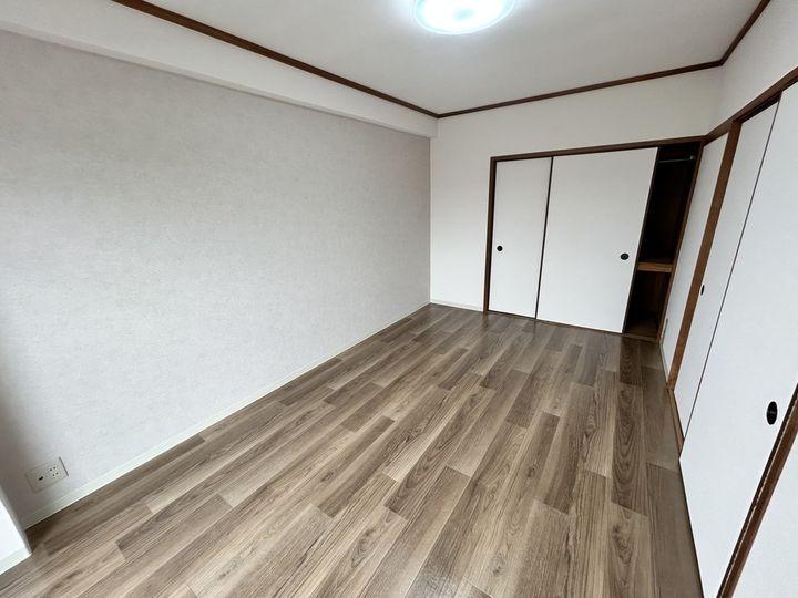 Belong東花園302の寝室