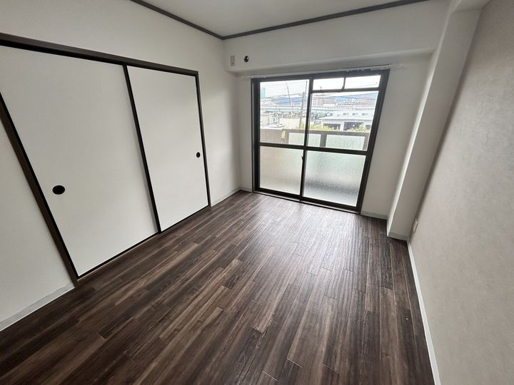 比枝コーポラス上町Ⅱ403の居間