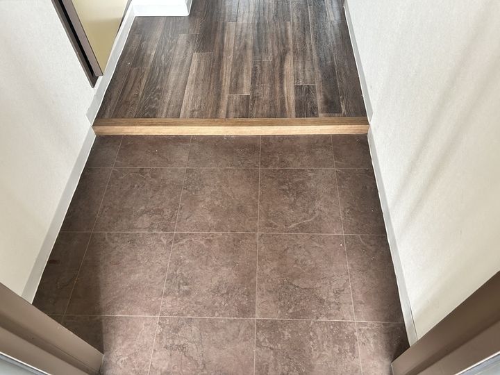 比枝コーポラス上町Ⅱ403の玄関