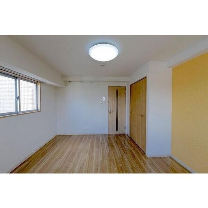 ブリランテ都島504の居間