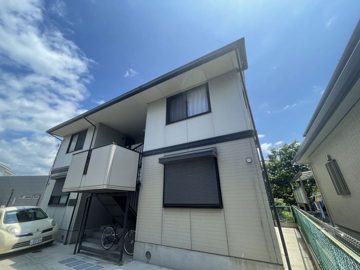 第5山下ハイツ201の外観