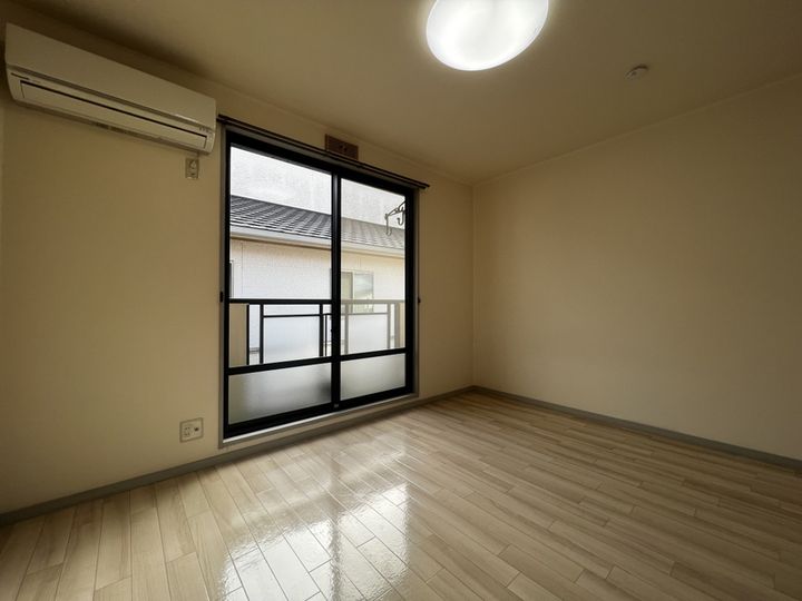 サンライフアイAの居間