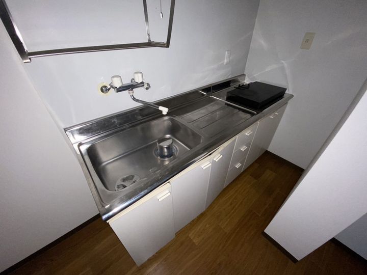 ラフェスタ加東213のキッチン