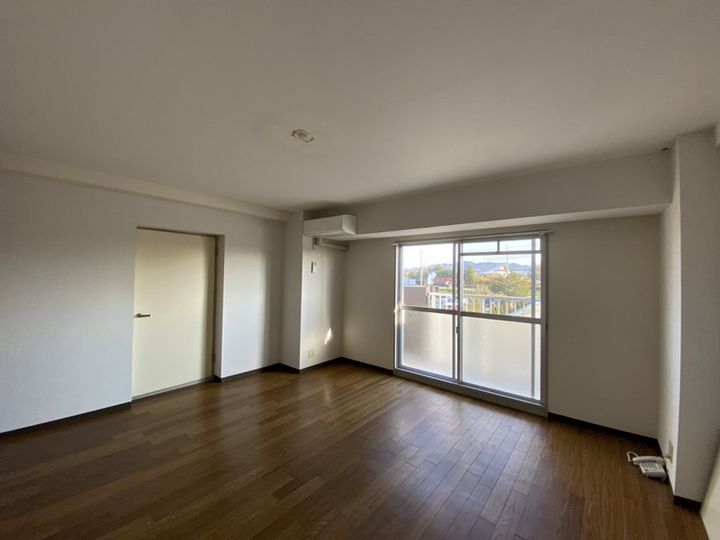 ラフェスタ加東213の内装