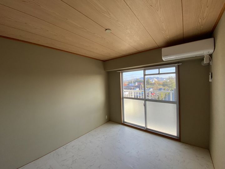 ラフェスタ加東213の内装