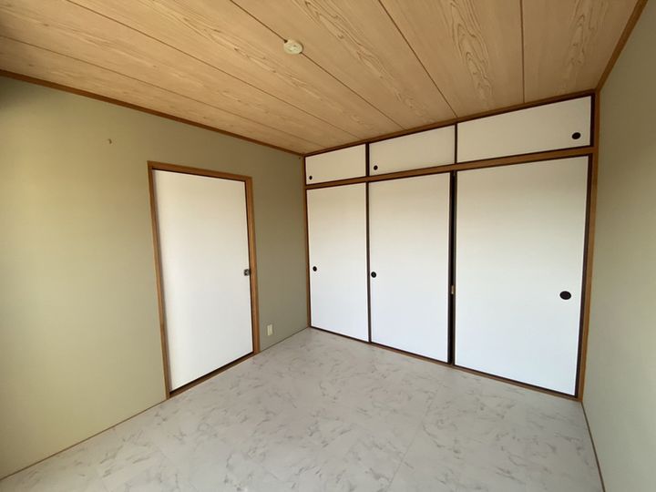 ラフェスタ加東213の寝室