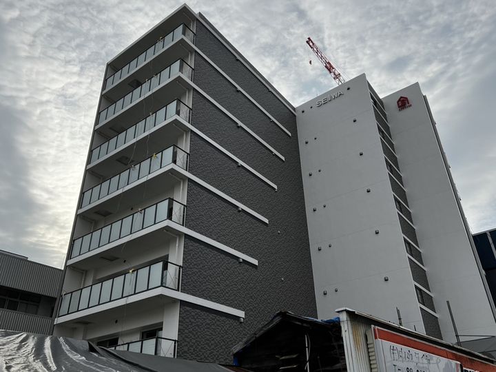 クロスフロント十二所線の外観