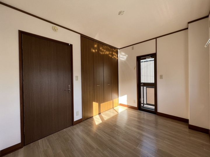 土山第三ビルの寝室