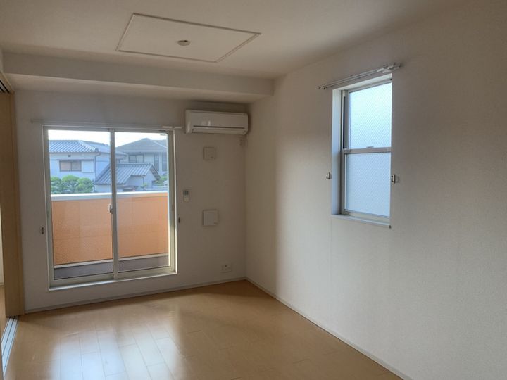 シン・シン・ハウスDの居間