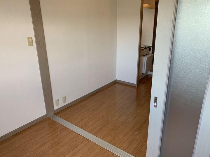 プリモローザMの居間