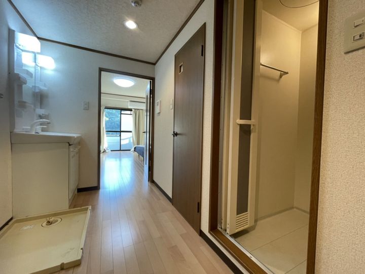 ワンルーム上大野301の内装
