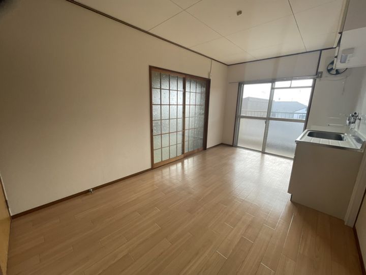旭マンション305の居間
