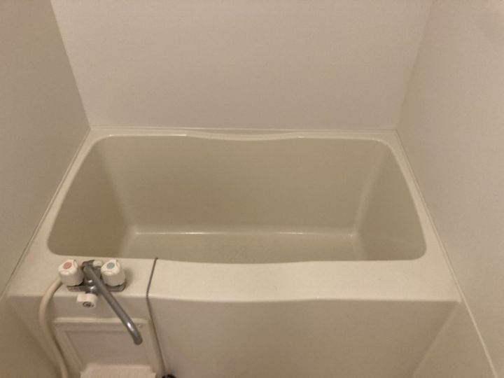 石がけ五番館205の風呂