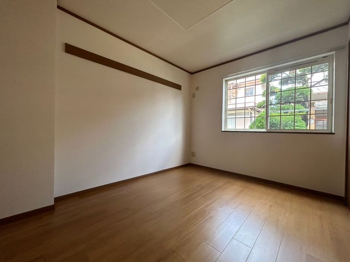 フローレスの子供部屋