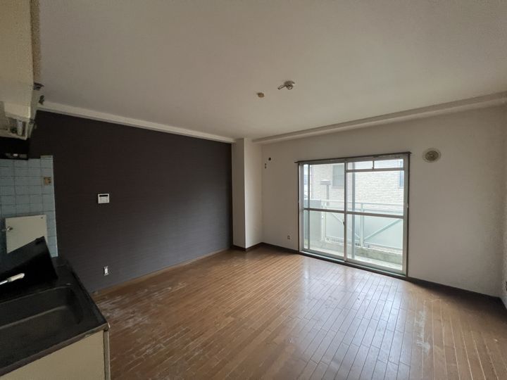 グリーンコスモ田井2-Cの居間