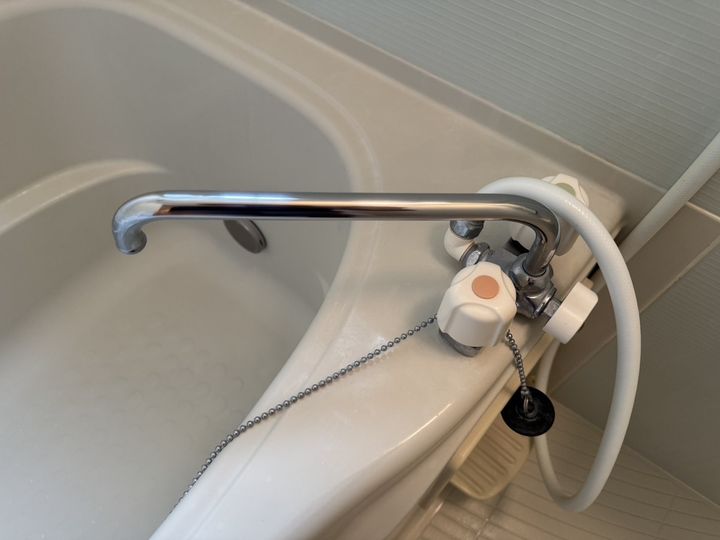 シュラインイーストの風呂