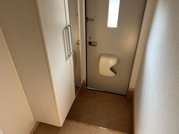 ノースリバー・Tの玄関