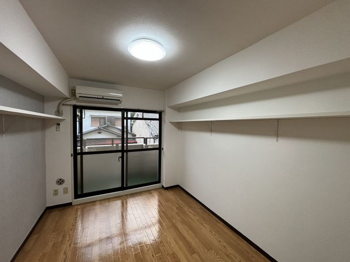 シャトー姫路の居間