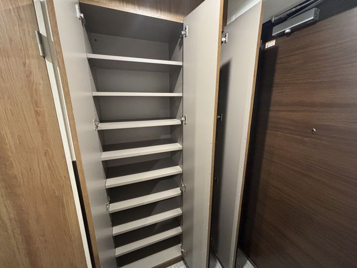 アビオス姫路駅東501の内装