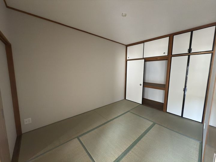 山田コーポの内装