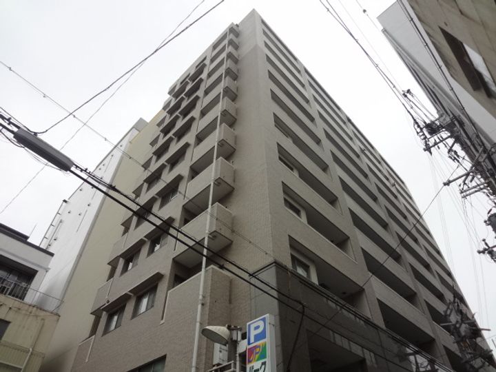 サンワプラザ大手前通の外観