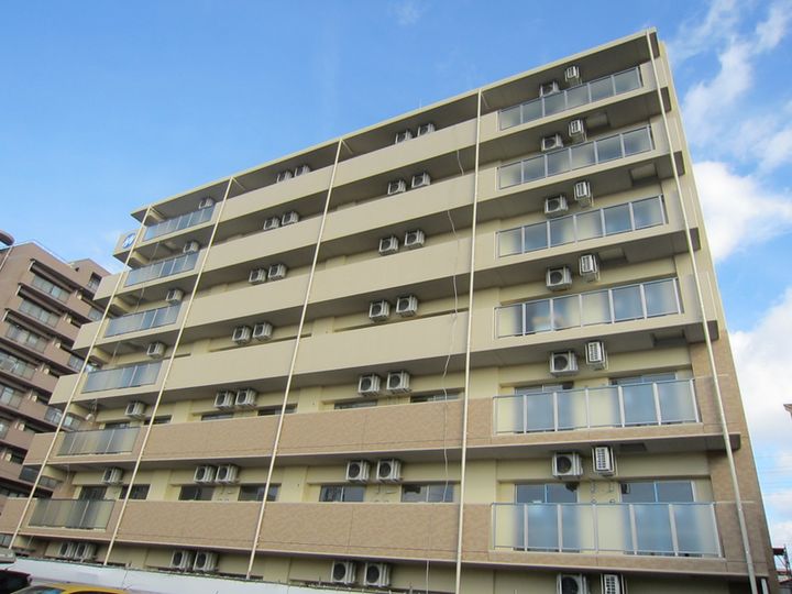 インタービレッジ土山二番館の外観