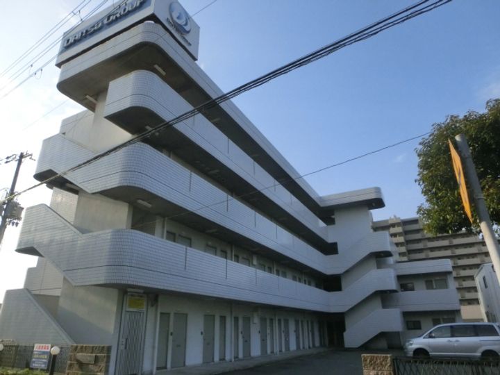 D-スクウェア加古川の外観