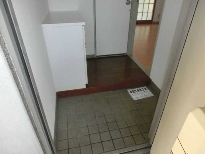 D-スクウェア加古川の玄関