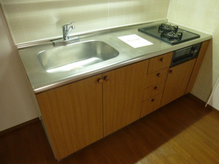 サンフレッチェM A棟101のキッチン