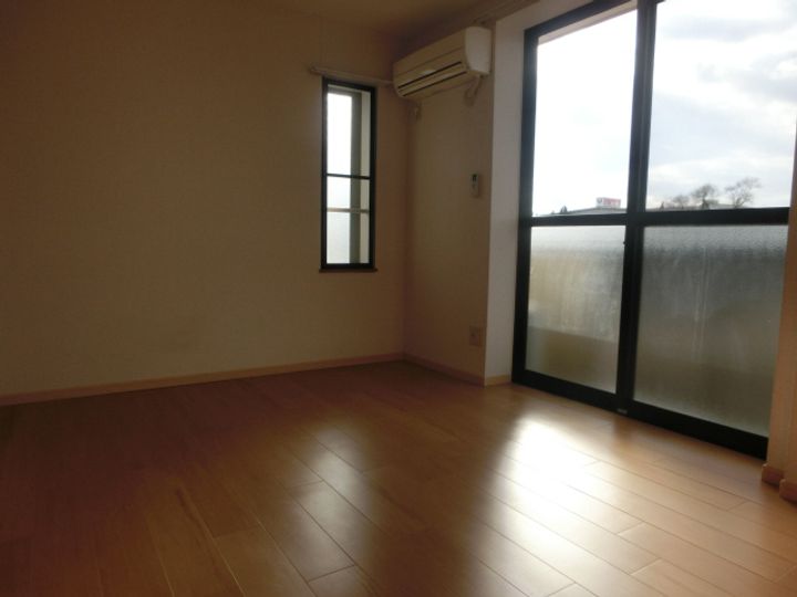 ソレアード・ガーデンⅡの内装