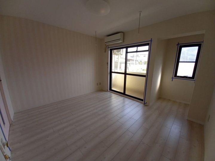 ジュネス白国の内装