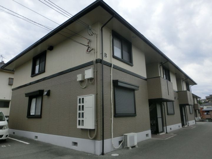 ウィンディーヒルズB棟の外観