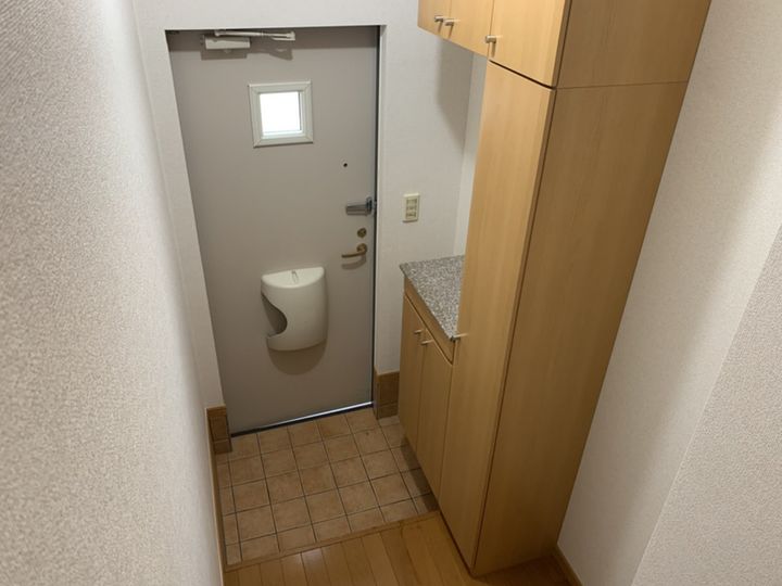 ネーロ・リザイアS205の玄関