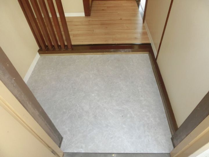 ビレッジハウス野村2-103の玄関