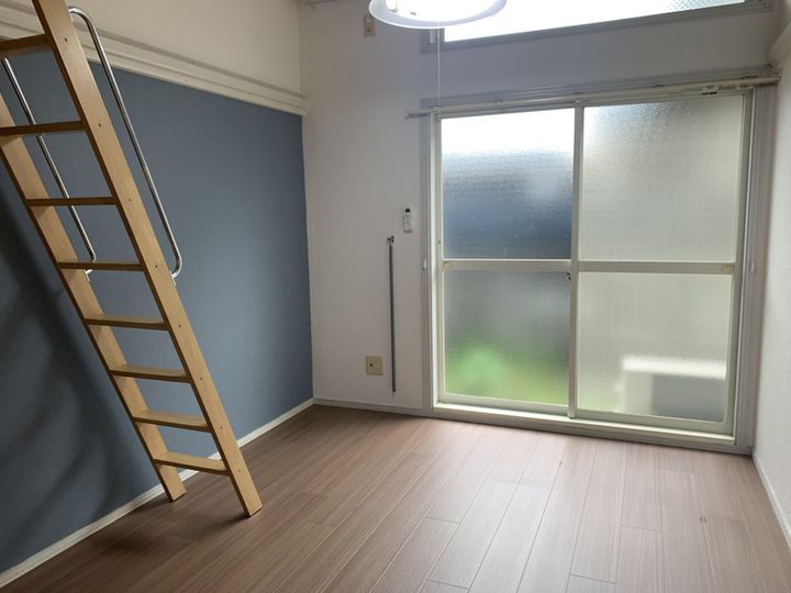 コスモガーデン英賀保202の居間