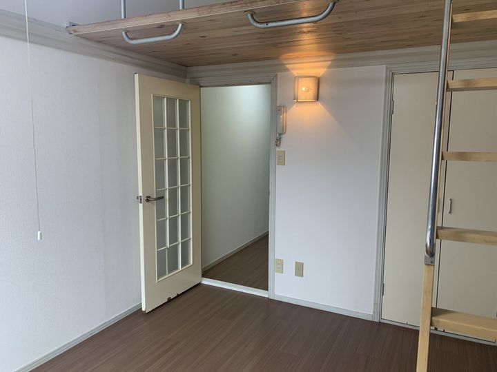 コスモガーデン英賀保202の居間