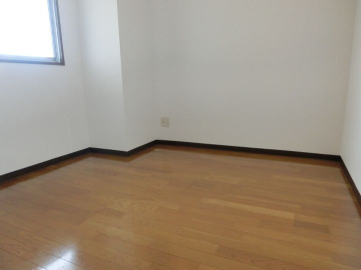 ファルネーゼ鵤102の子供部屋